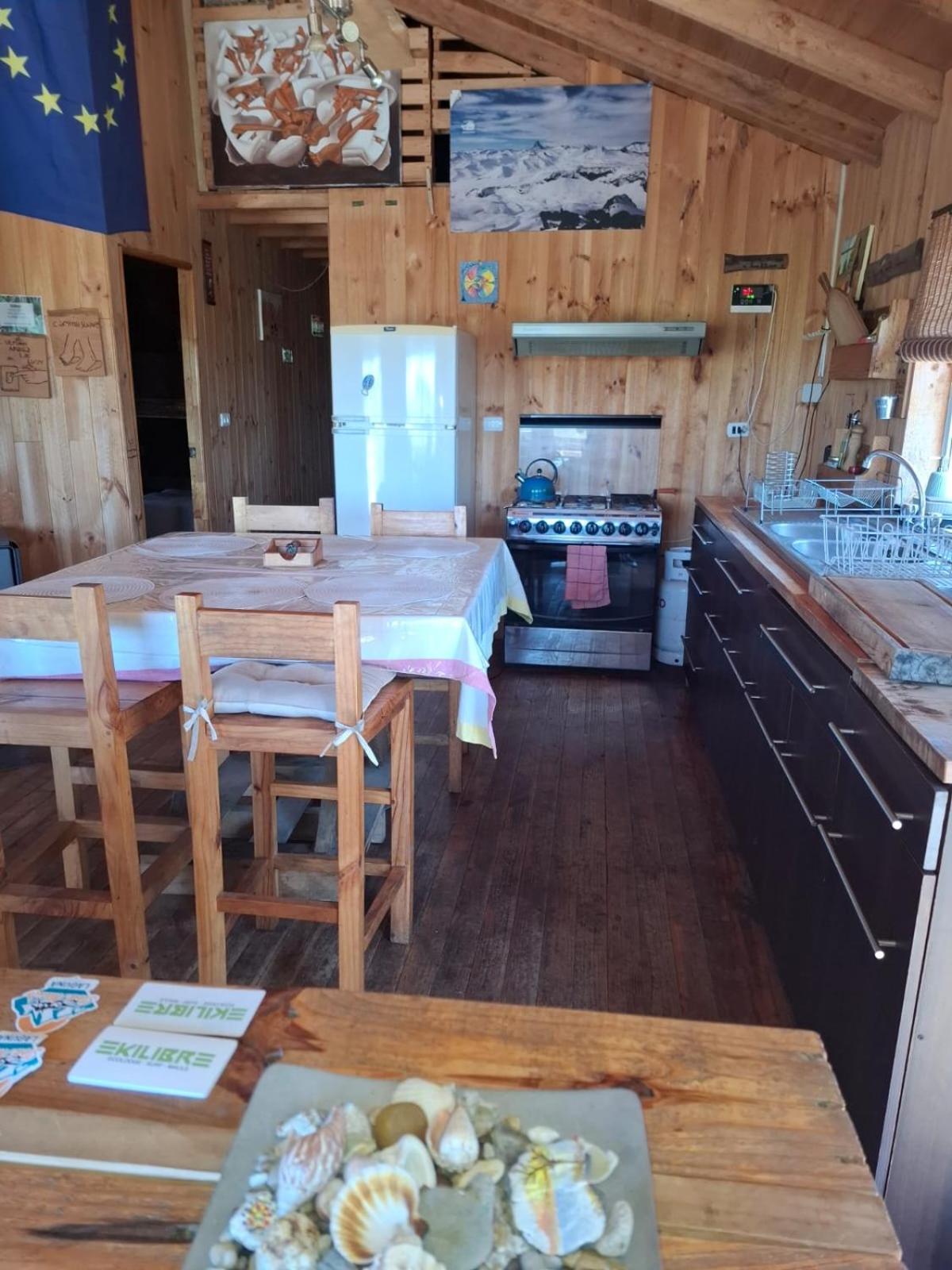 Ekilibre Surf Eco Hostal クラニペ エクステリア 写真
